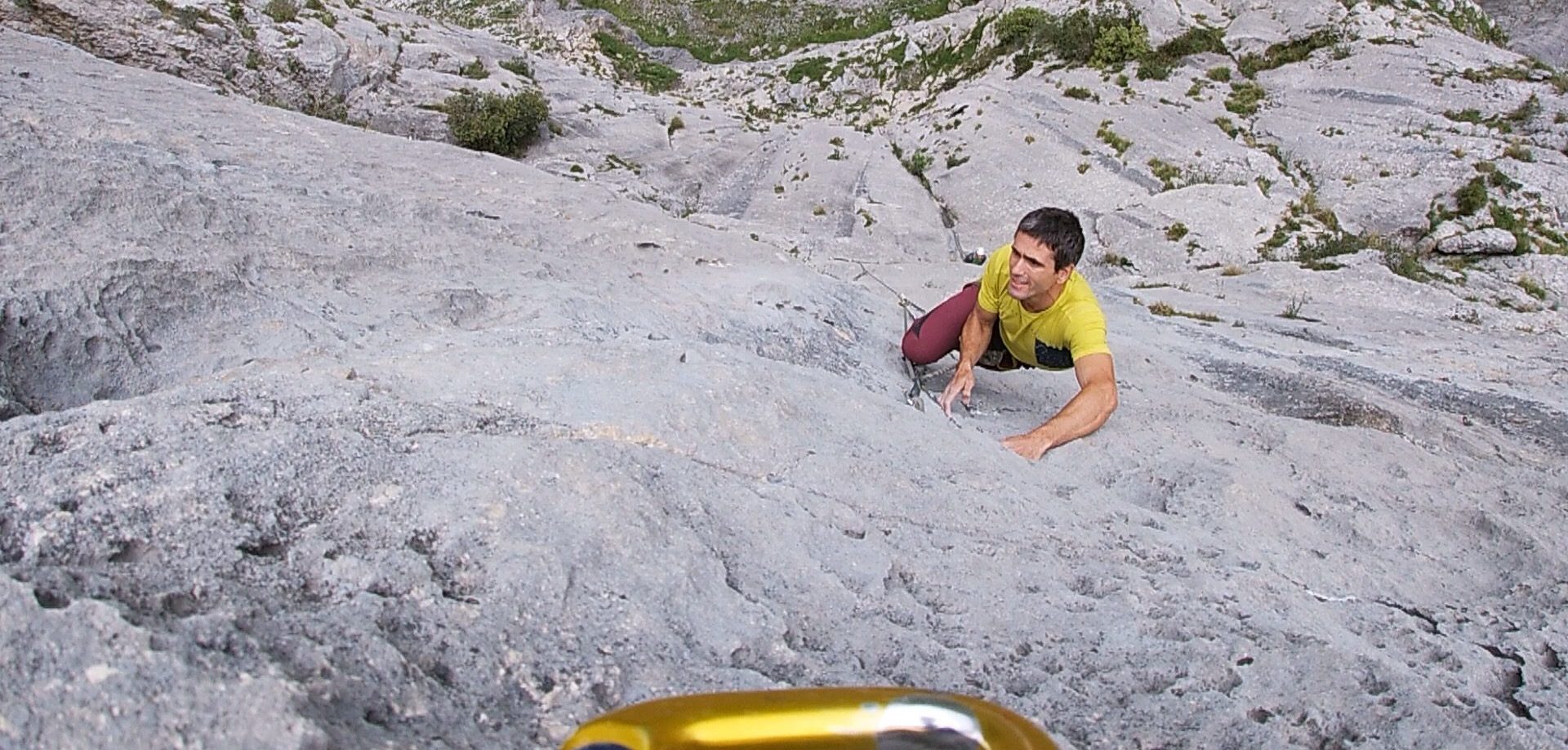 Escalada en Atxarte Bizkaia Bilbao